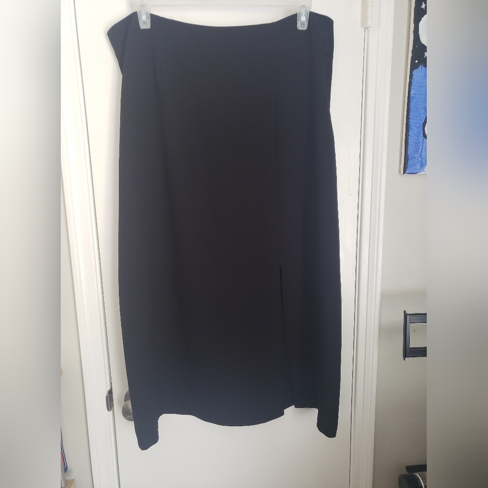 Straight skirt